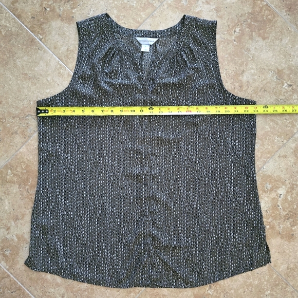 XL Lightweight Sleeveless Shell Blouse Tank Button Front Olive Green Black White - Picture 8 of 11